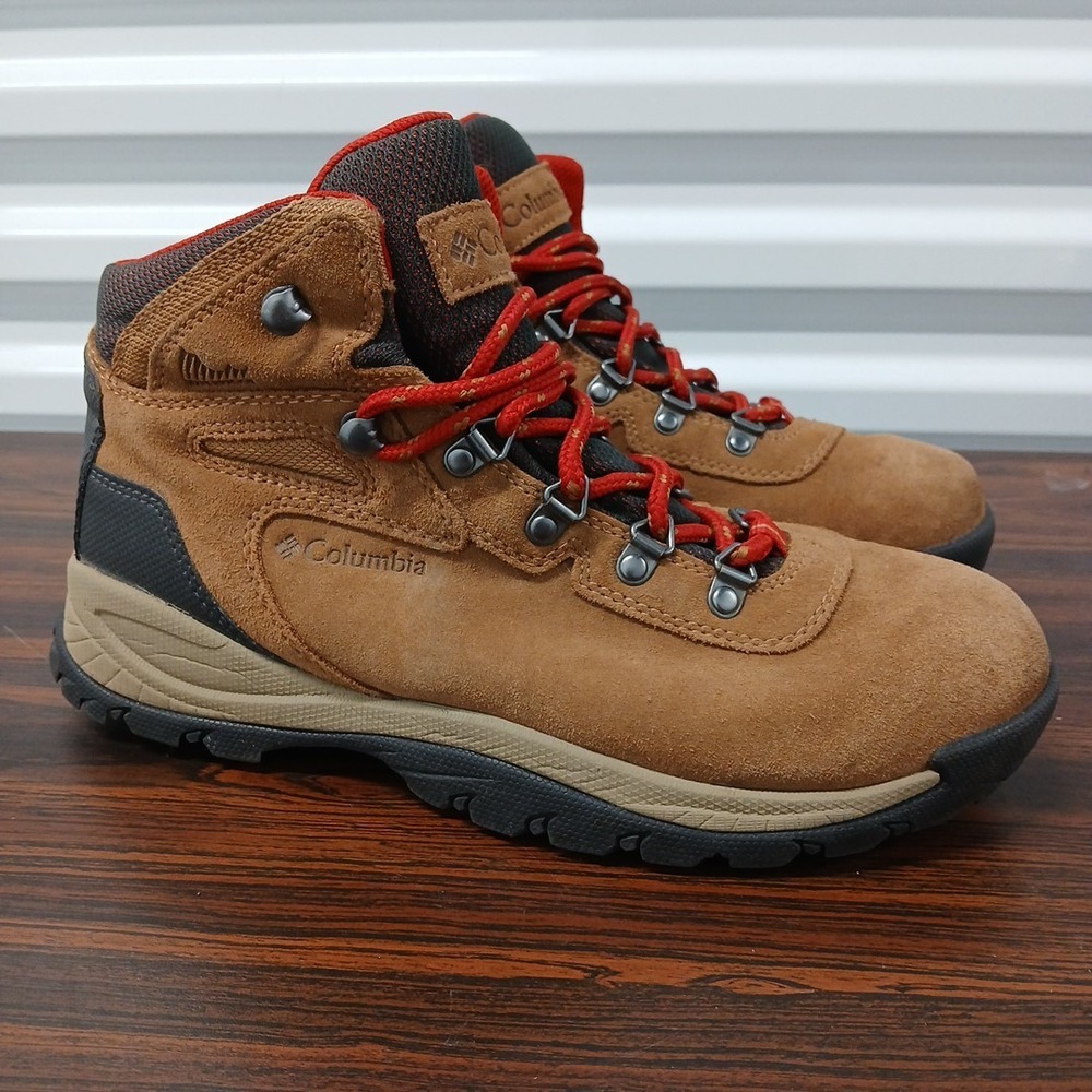Columbia Womens 9.5 Newton Ridge Plus II Suede Waterproof Elk Mountain Red Amped